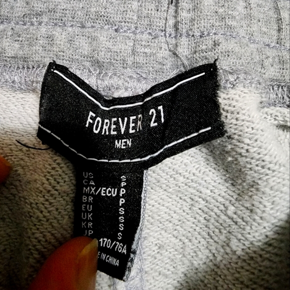Forever 21 Gray sweatpants/joggers - Picture 4 of 6